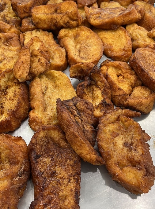 torrijas logroño, pasteleria la palmera, Pasteleria logroño, magdalenas pastelería en logroño, tartas en logroño, pastelitos en logroño, reposterias en logroño, tartas de boda en logroño, tartas de cumpleaños en logroño, pastelería la palmera, tarta de cumpleaños por encargo, pastelito de nata en logroño, pastelería artesanal en logroño, tienda de tartas en logroño, tarta para boda cilvil en logroño, tartas por encargo en logroño Pastelería La Palmera, pastas la palmera